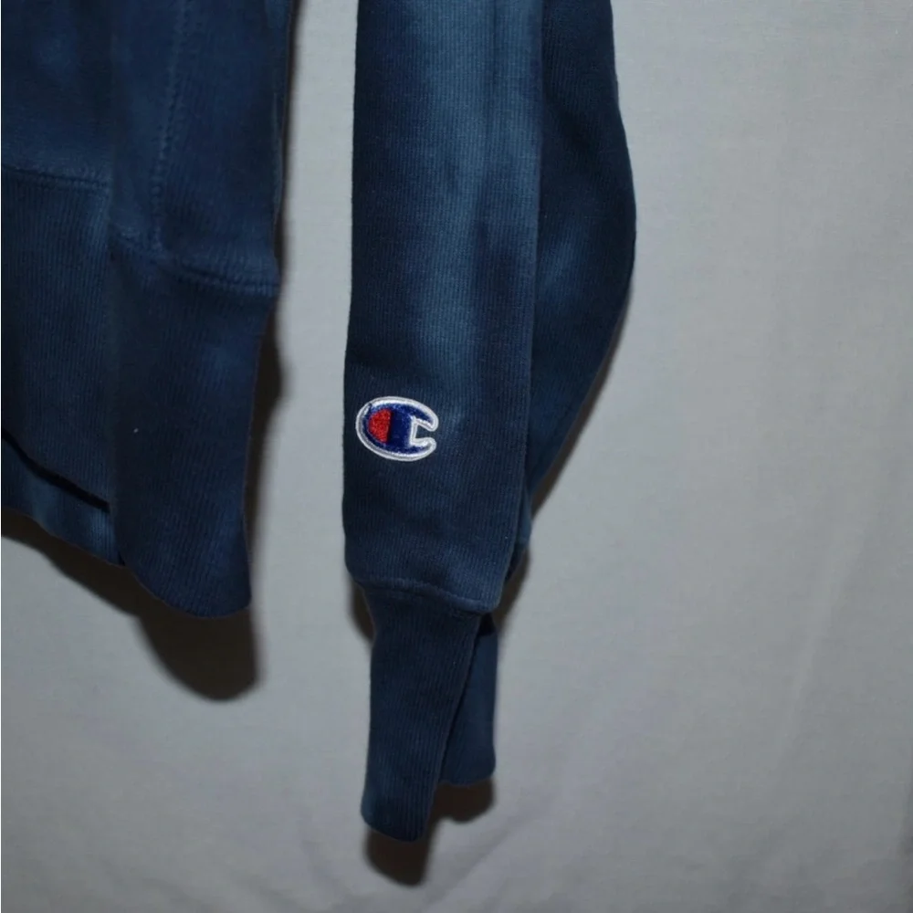 BRAND NEW CHAMPION USA SWEATSHIRT - Picture 3 of 6